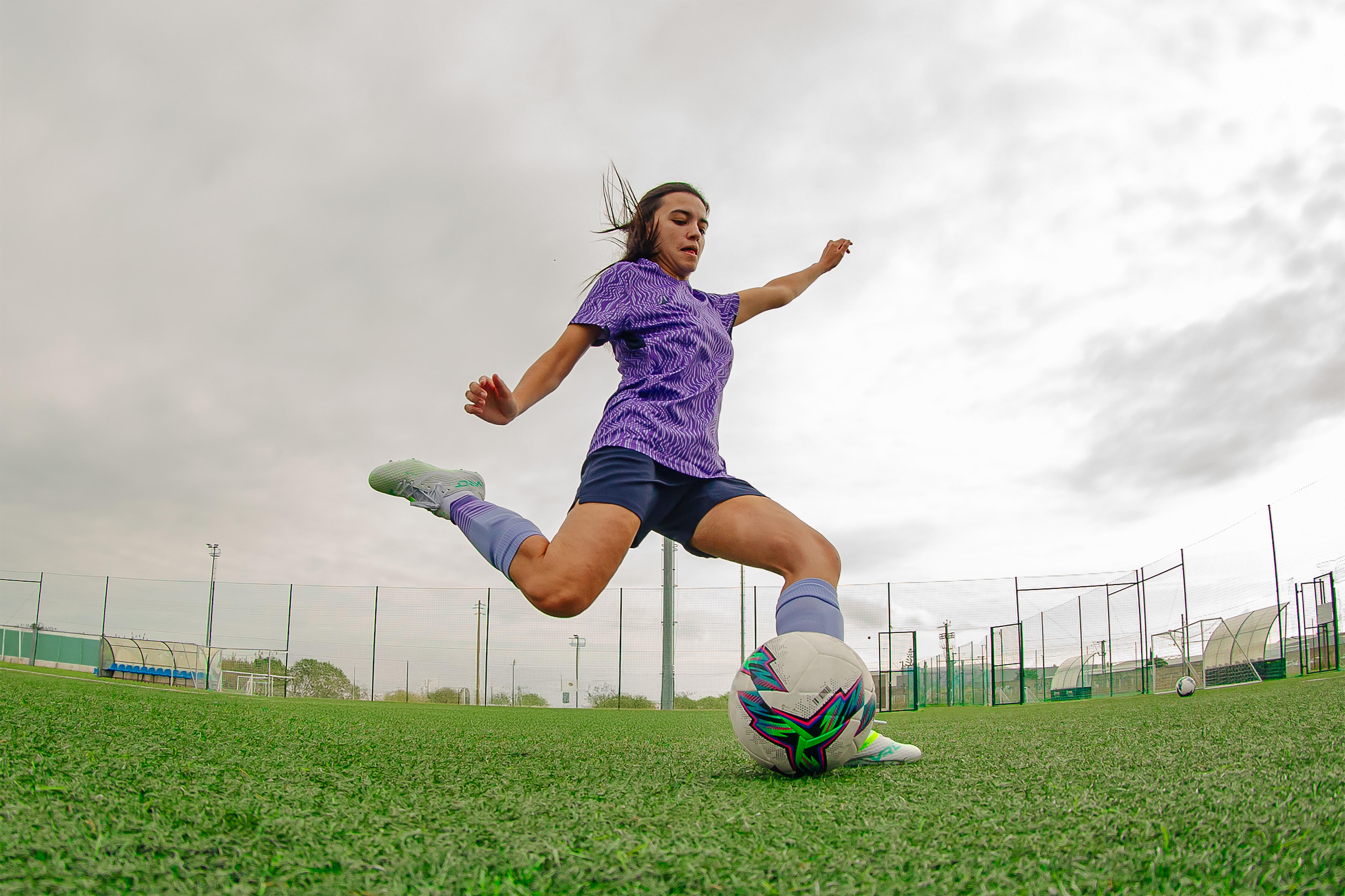 Chaussettes de soccer, Viralto violet à rayures - KIPSTA