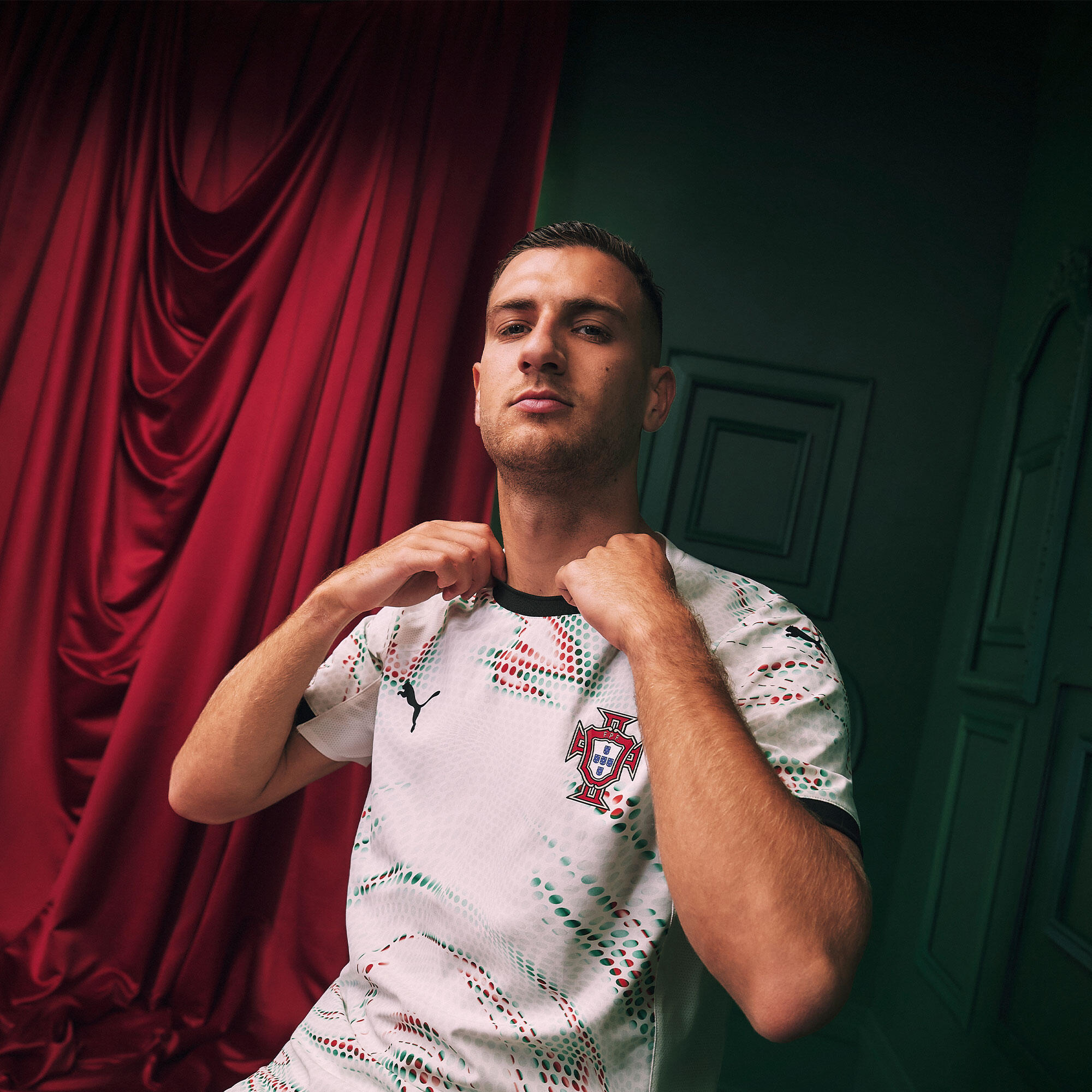 CAMISOLA ALTERNATIVA SELEÇÃO NACIONAL RÉPLICA 2025 6/9