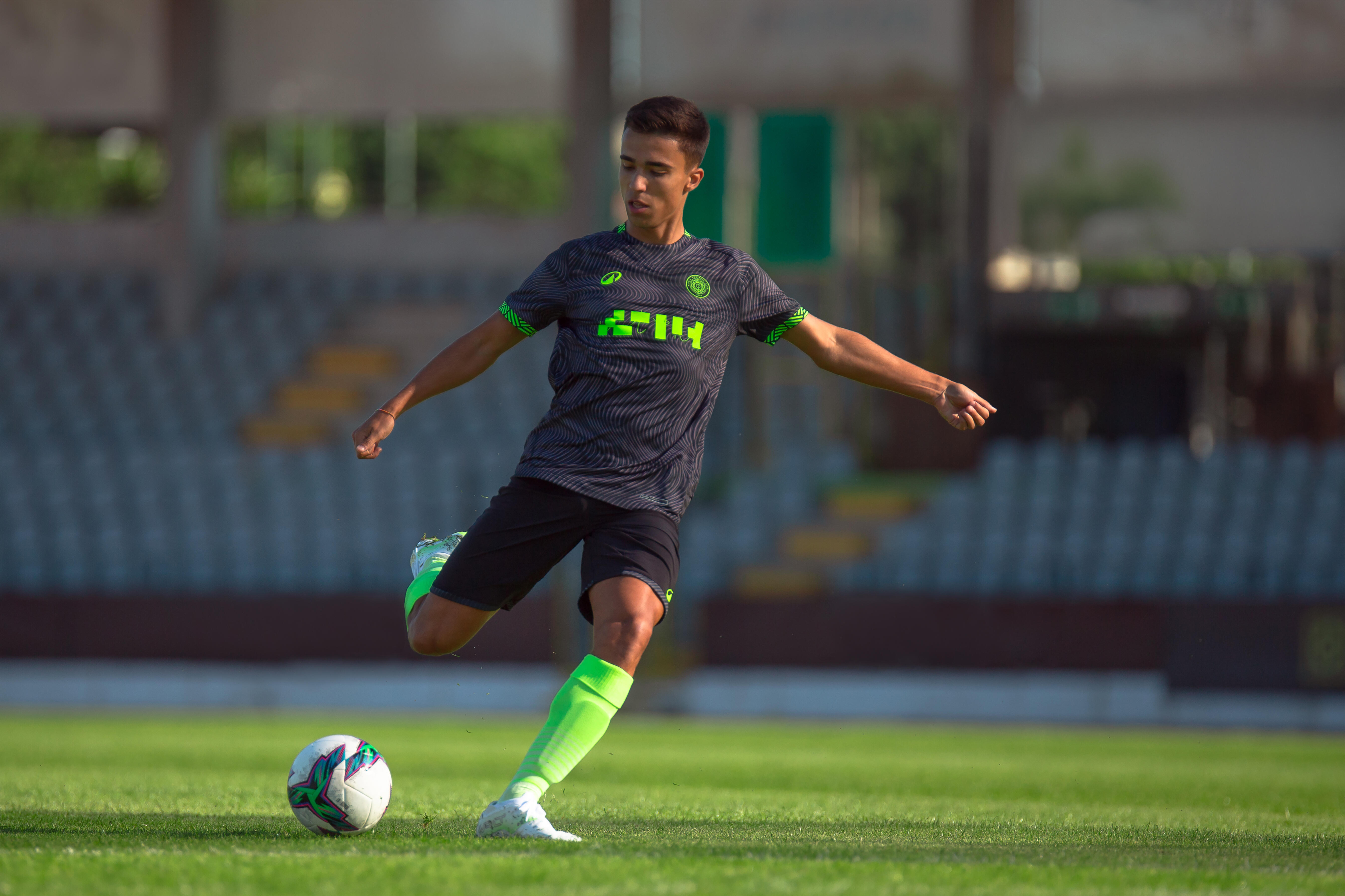 Men's Short-Sleeved Soccer Jersey, Viralto II - KIPSTA