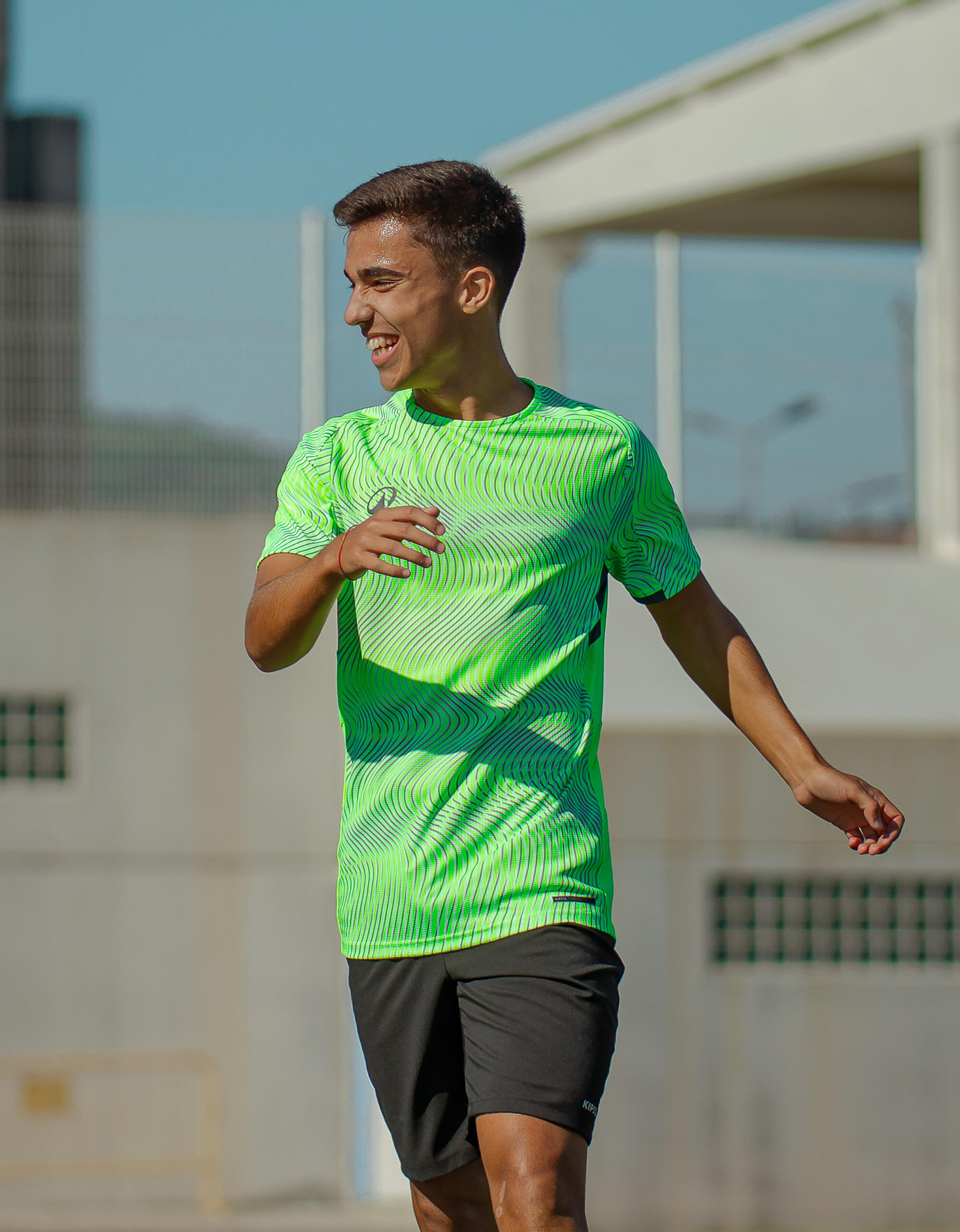 Men's Short-Sleeved Soccer Jersey with Print – Viralto - KIPSTA