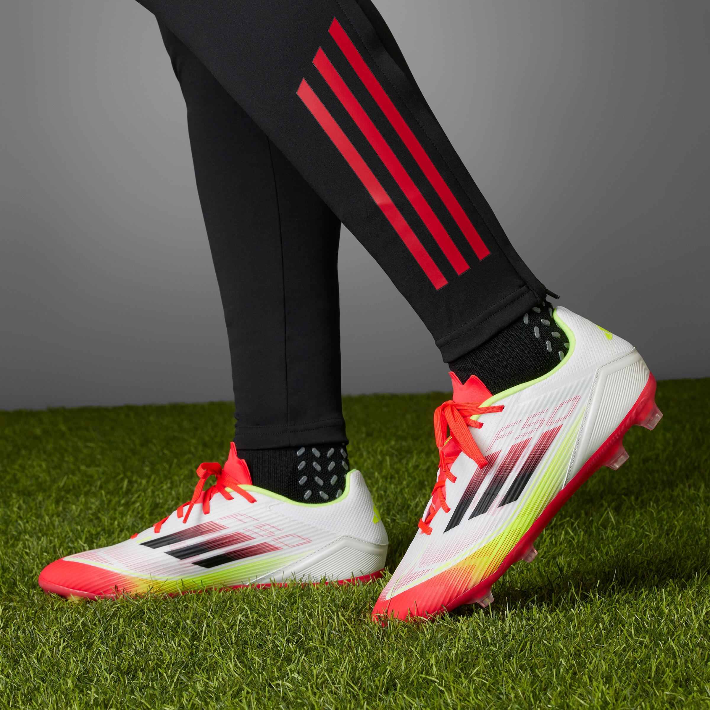 Tweedehands - Voetbalschoenen F50 League FG/MG 9/11