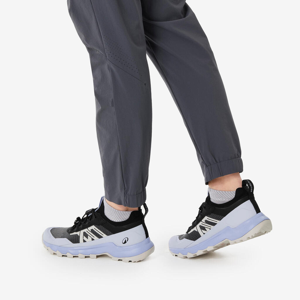 Pantalone za planinarenje MH500 Light ženske - svetlosive