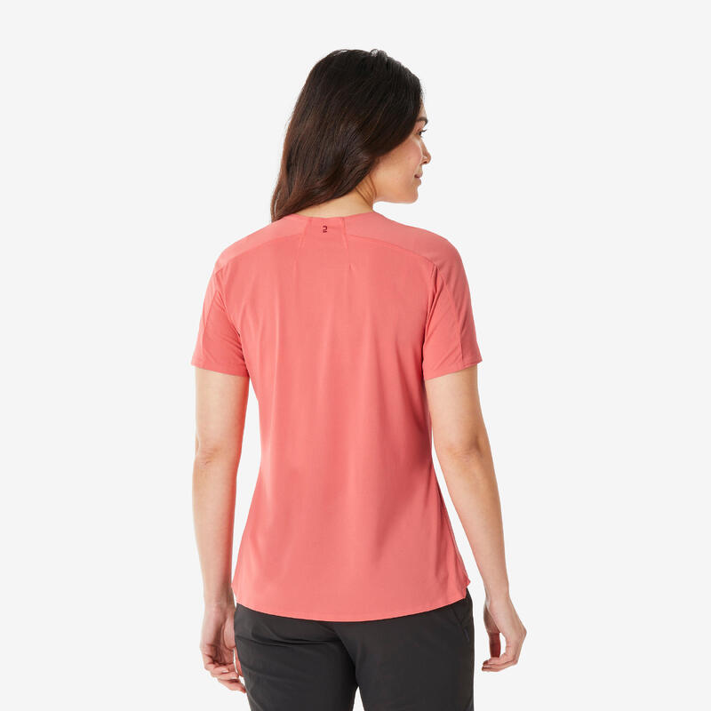 T-shirt de randonnée manches courtes femme, MH500 rouge