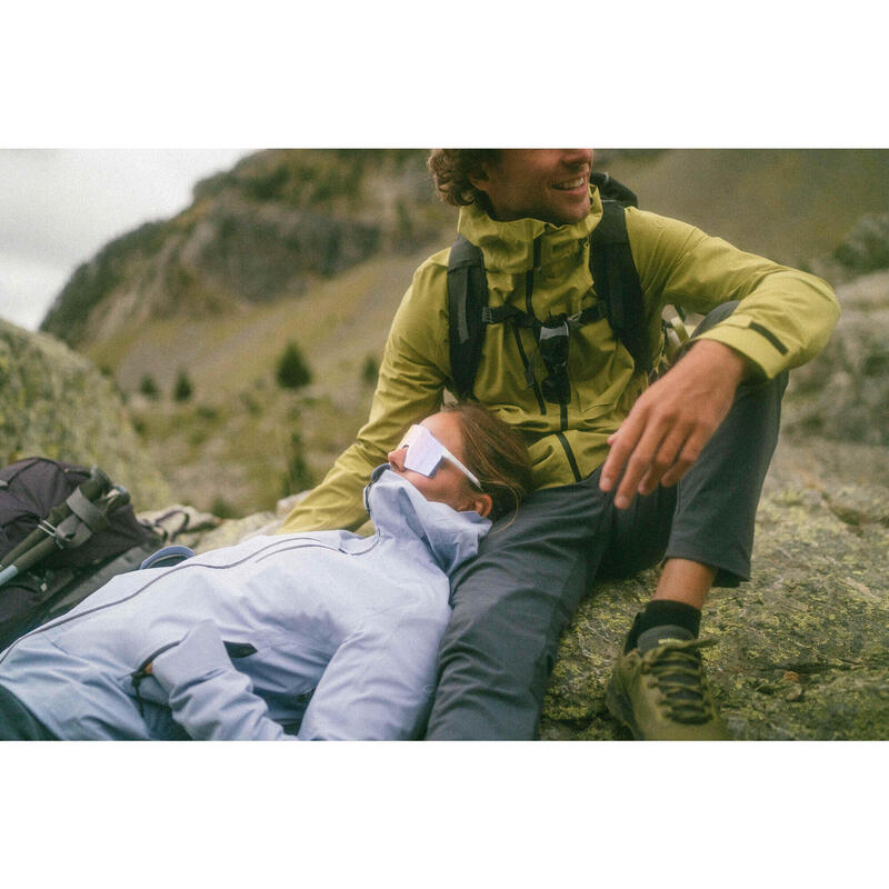 Veste de randonnée imperméable et légère femme, MH900 violet