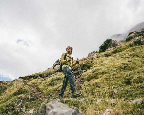 How to restore the water-repellent properties of your jacket - title