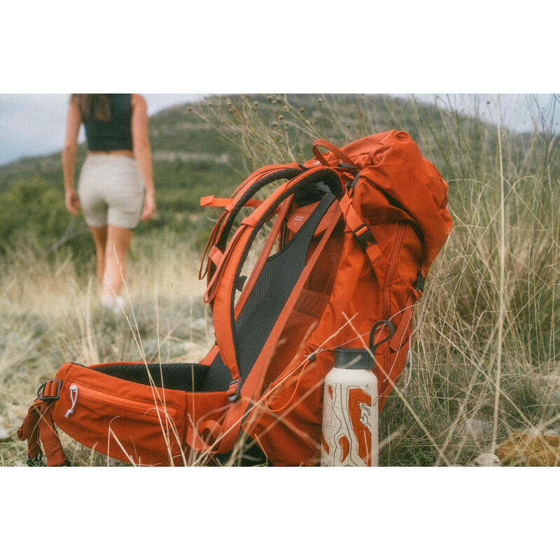 Sac à dos de randonnée 38L, MH500 marron