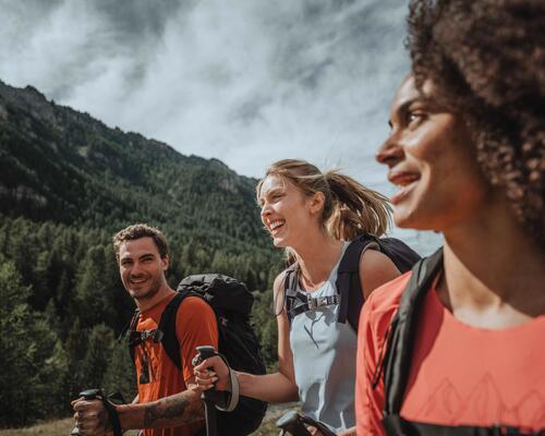 Quelle tenue de randonnée choisir pour profiter de l'extérieur l'été ?