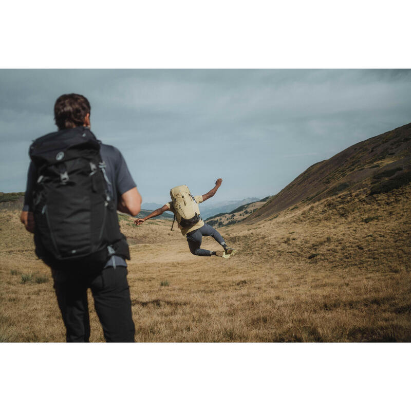 Sac à dos de randonnée 38L, MH500 khaki