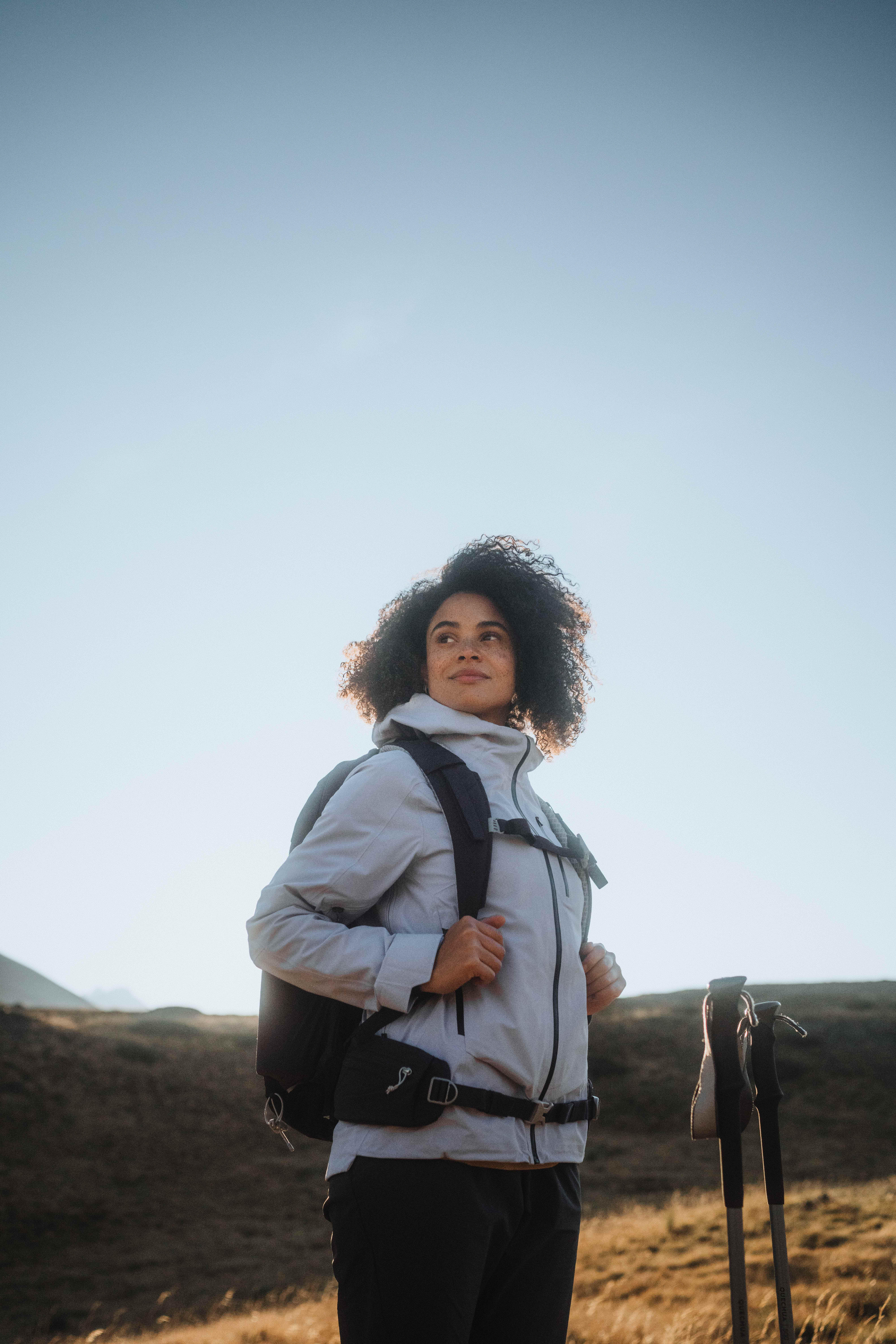 Women’s Lightweight and Waterproof Hiking Jacket, MH 900 - QUECHUA