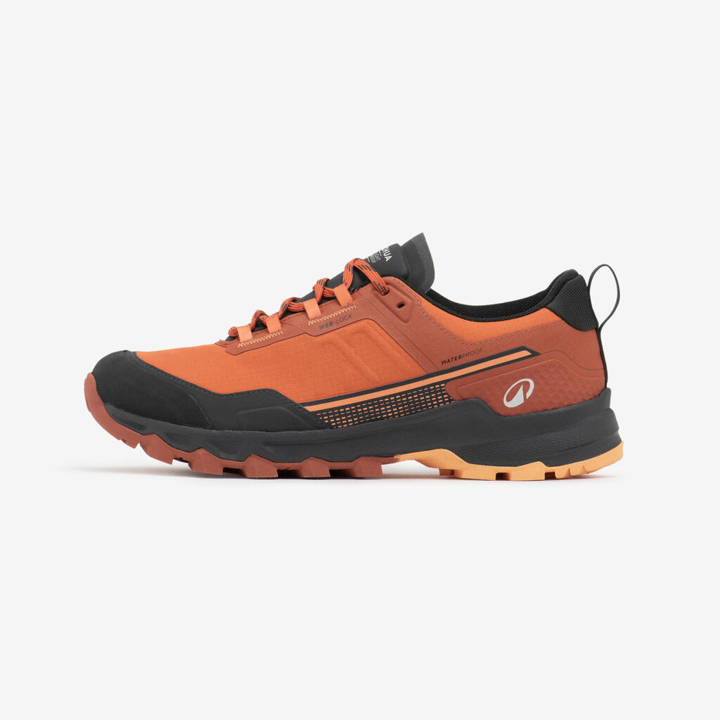 ZAPATILLAS DE SENDERISMO IMPERMEABLES HOMBRE MH500 LIGHT NARANJA