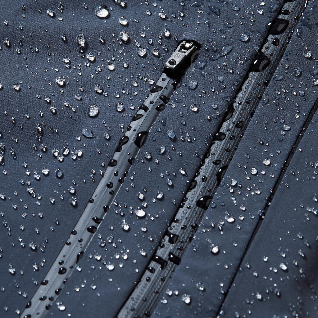 Chamarra de senderismo ligera e impermeable gris para hombre MH900