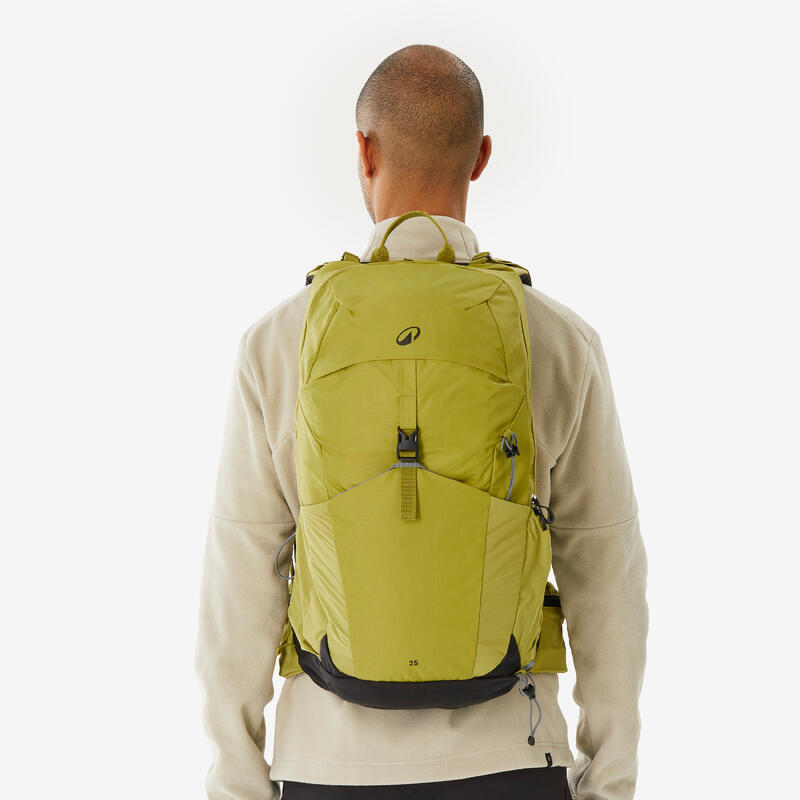 Sac à dos de randonnée ventilé 25L, MH500 khaki