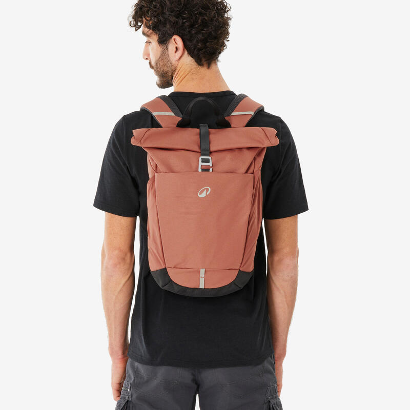 Rucsac Drumeție în natură 16+4L, Escape 500 Rolltop Maro