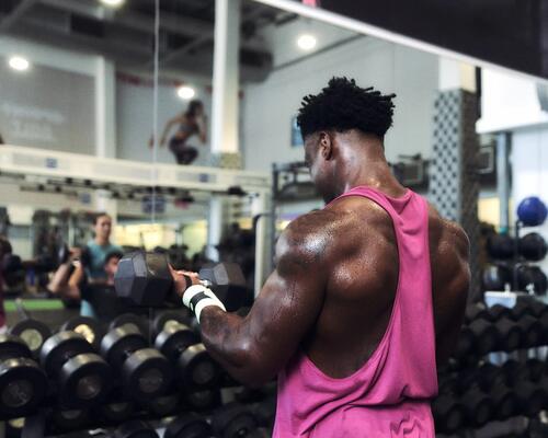 Les muscles, meilleurs alliés de votre santé hormonale