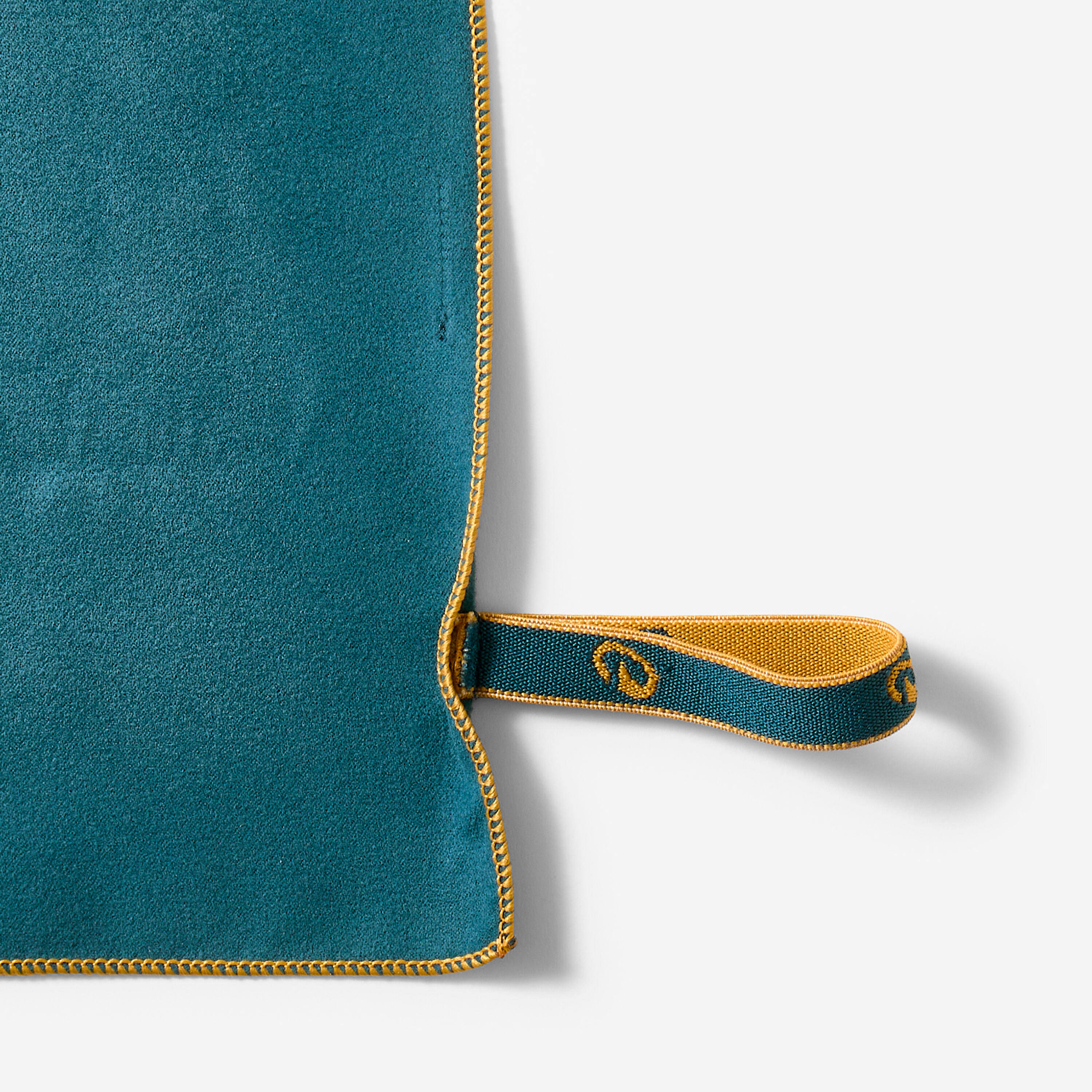 Ultra-Compact Microfibre Towel Medium (60x80 cm) Lightweight & Quick-Dry -  3