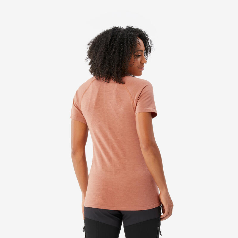 Tricou MT900 seamless din lână merinos Trekking la munte Piersică Damă 