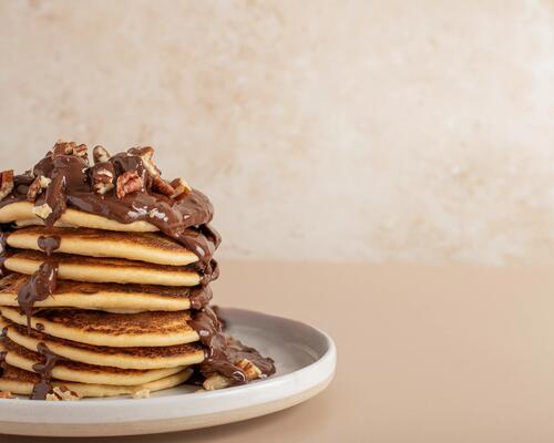 Recette protéinée : pancakes chocolat beurre de cacahuètes