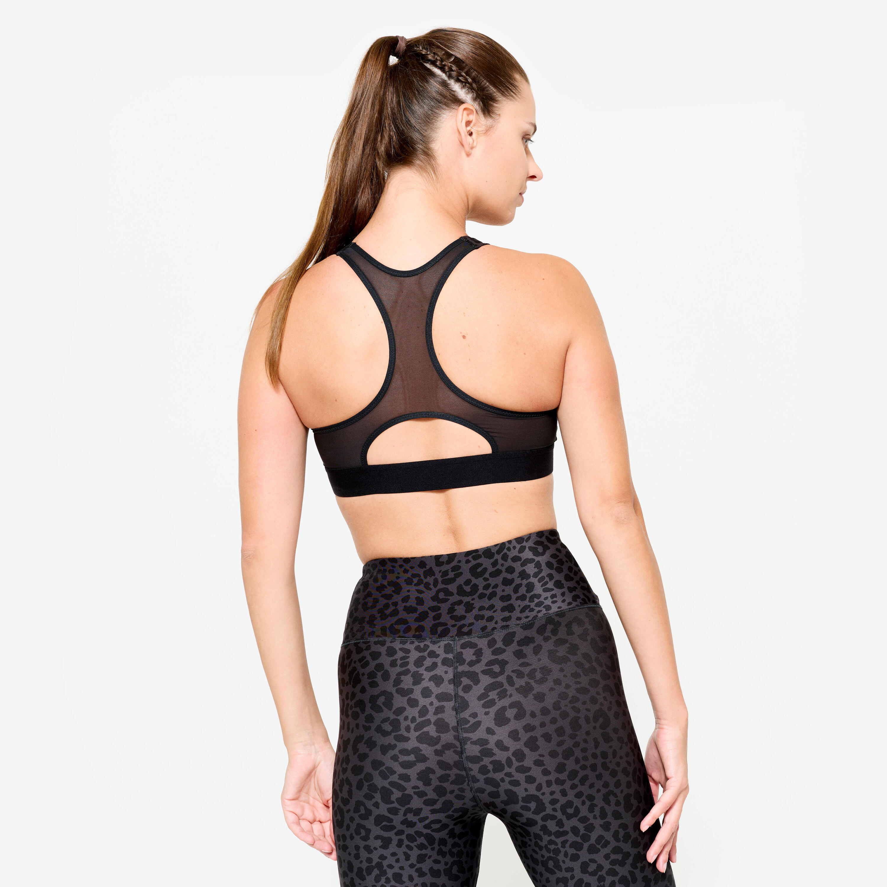 Sportbeha met racerback en padding medium steun luipaardprint 4/7