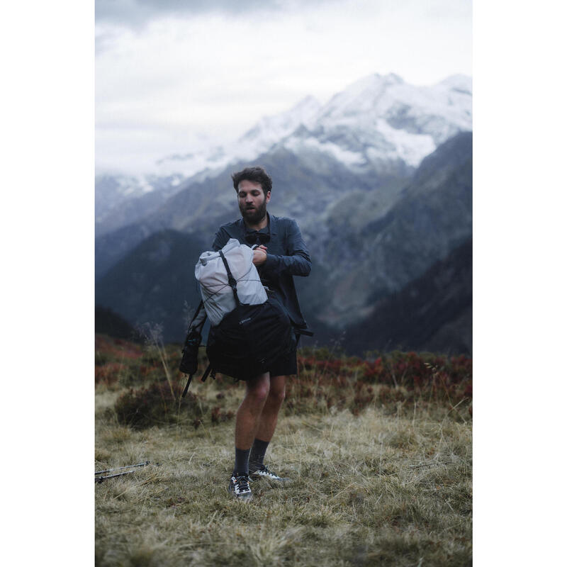 Rucsac ultralight 880g Trekking MT900 50L