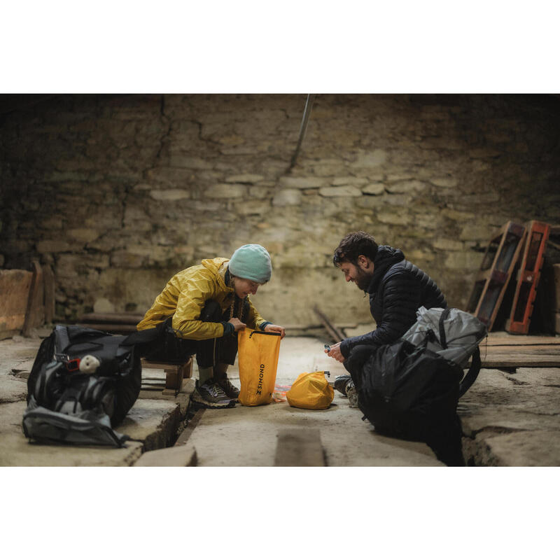 Housse imperméable ultra légère 7 litres, jaune