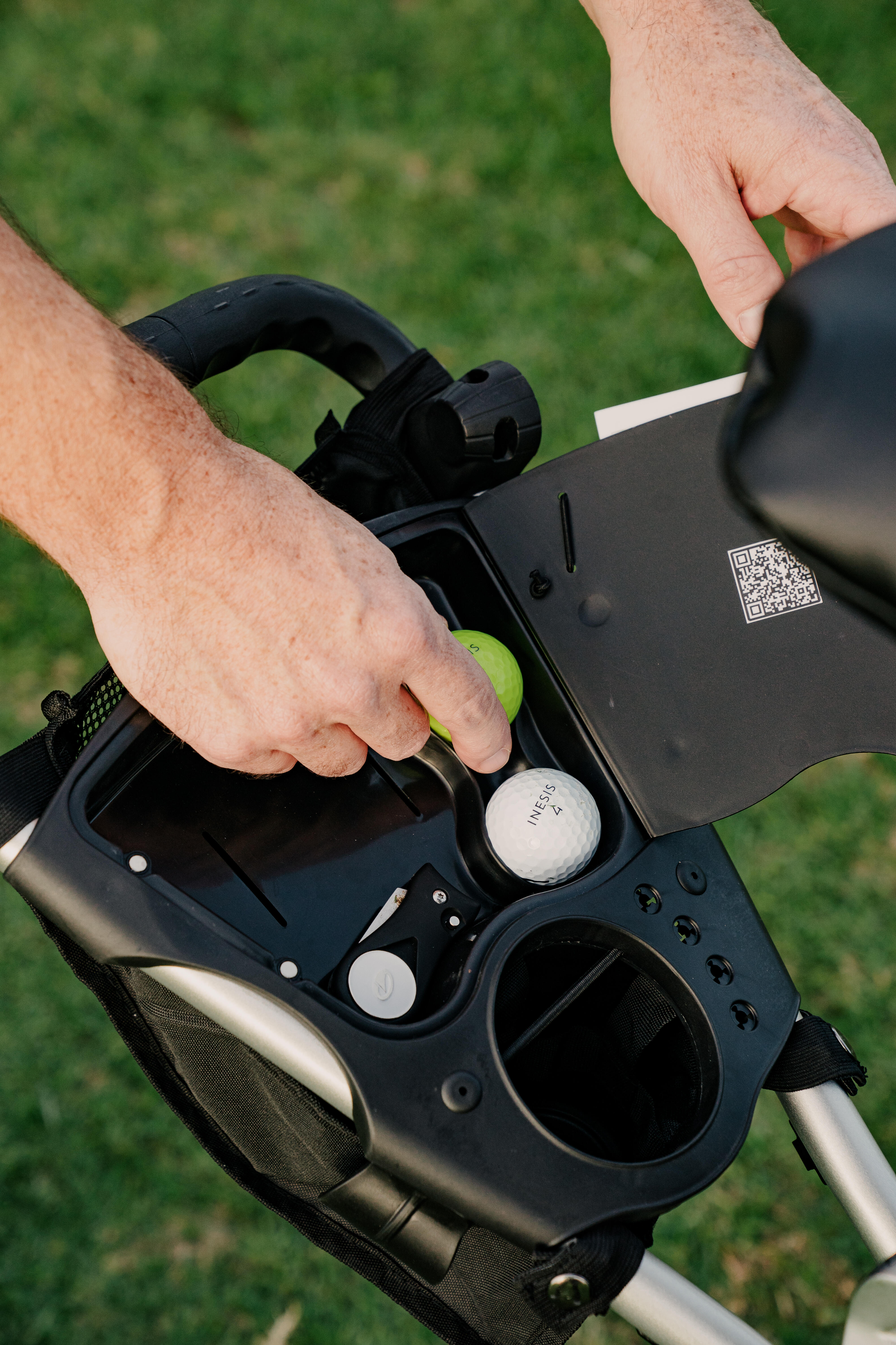 Chariot de golf pliable à 3 roues avec roue avant pivotante - INESIS