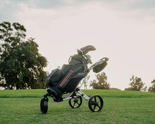 Golftrolley pflegen: Anleitung für Mechanik, Räder & Langlebigkeit!