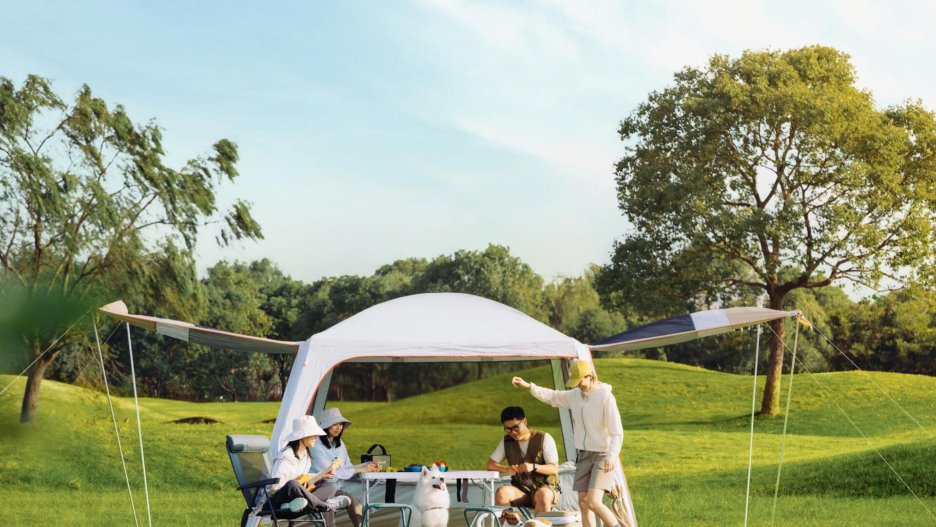 CAMPING ÎN ROMÂNIA – CE PIESE DE ECHIPAMENT NU TREBUIE SĂ LAȘI ACASĂ CÂND PLECI ÎN EXCURSIE CU CORTUL?