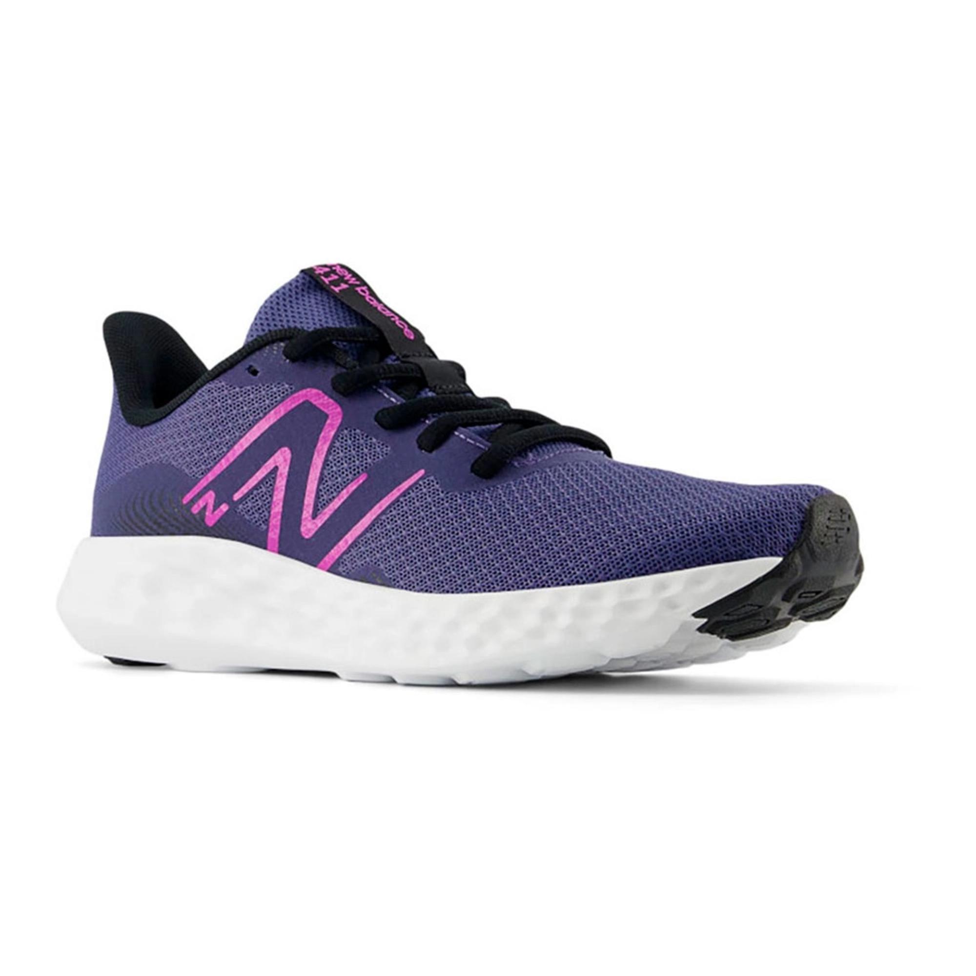 NEW BALANCE picture