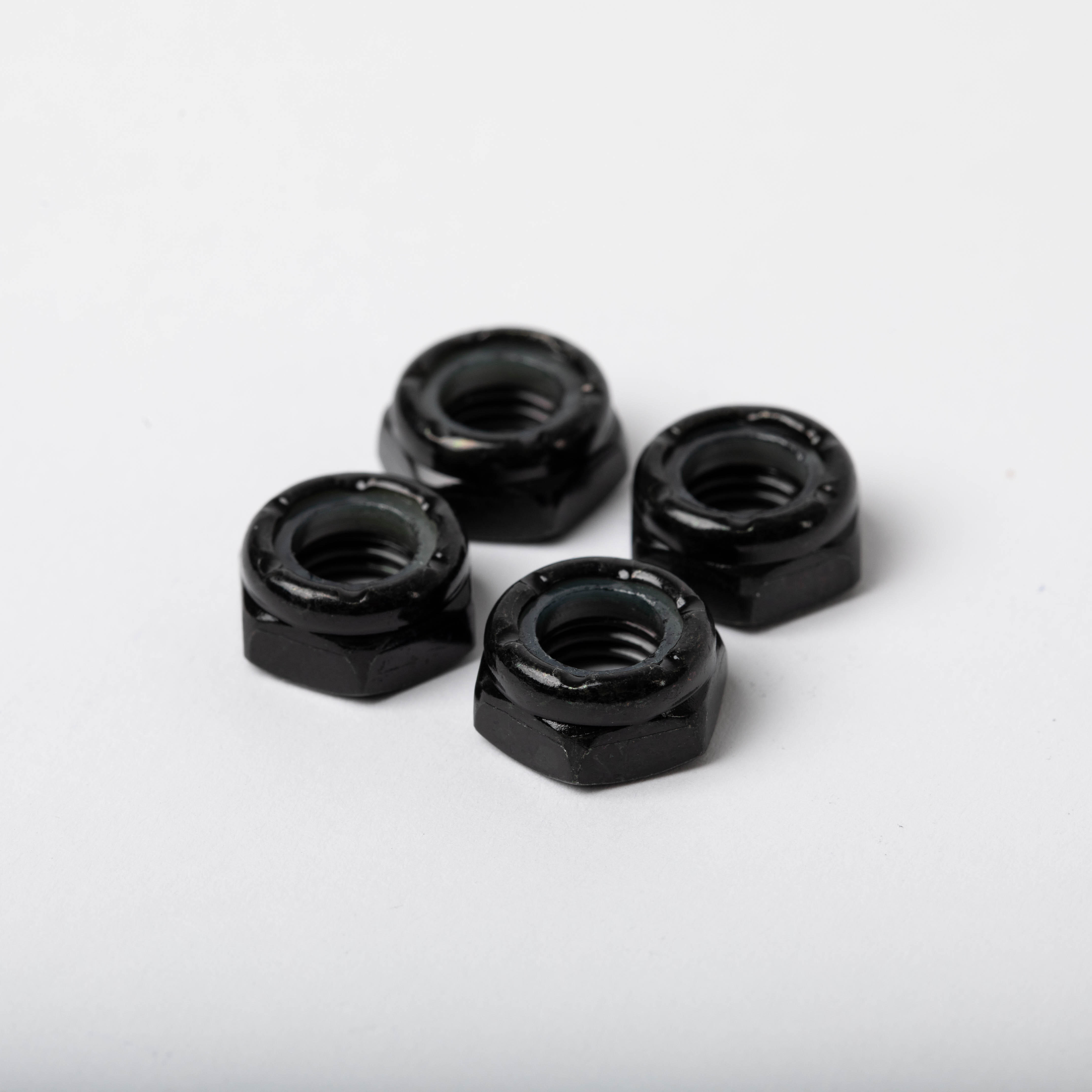 DECATHLON 4 matice na os trucku