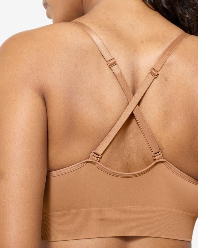 WOMEN’S LIGHT SUPPORT SPORTS BRA WITH REMOVABLE PADS