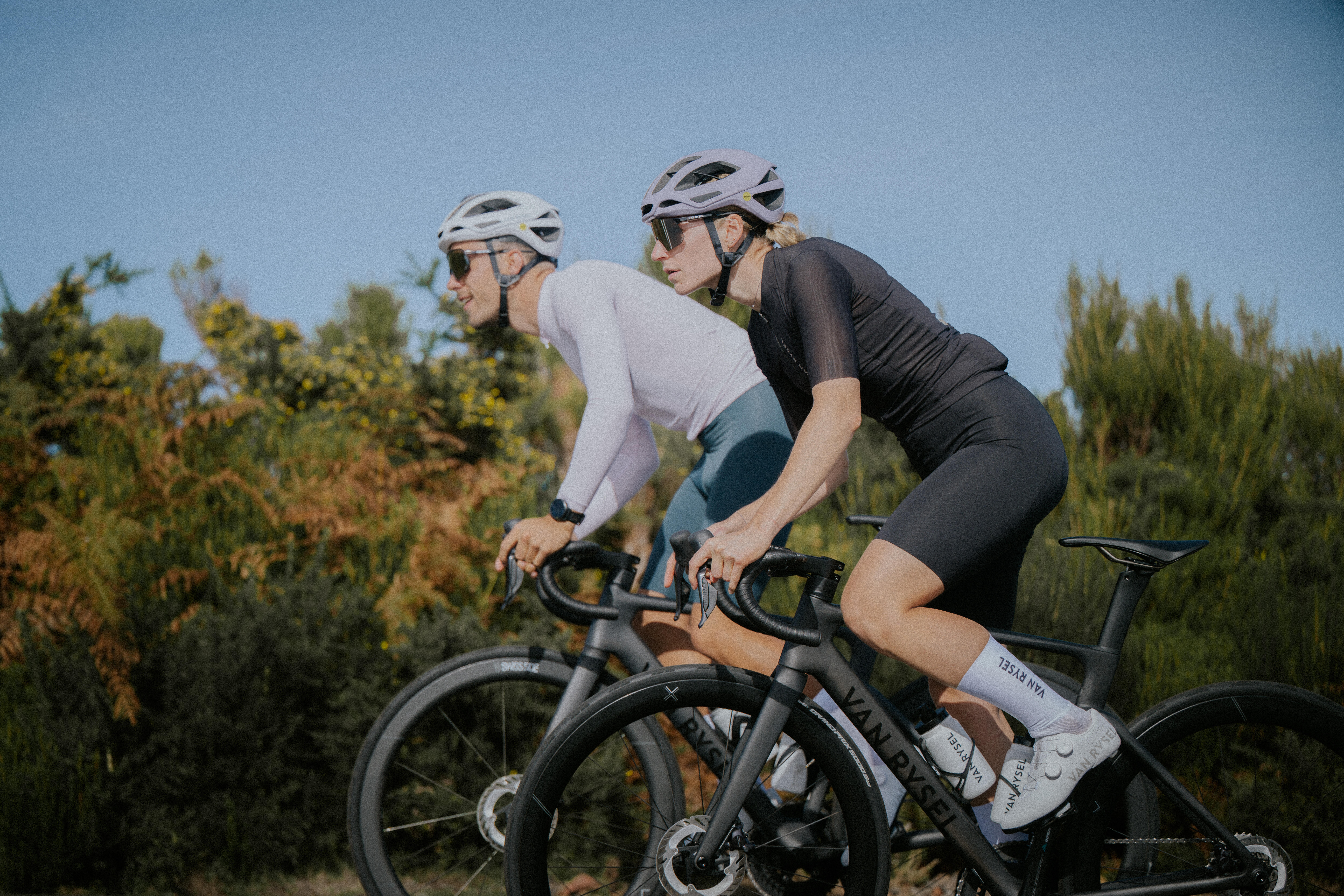 Road Bike Helmet – RCR MIPS - VAN RYSEL