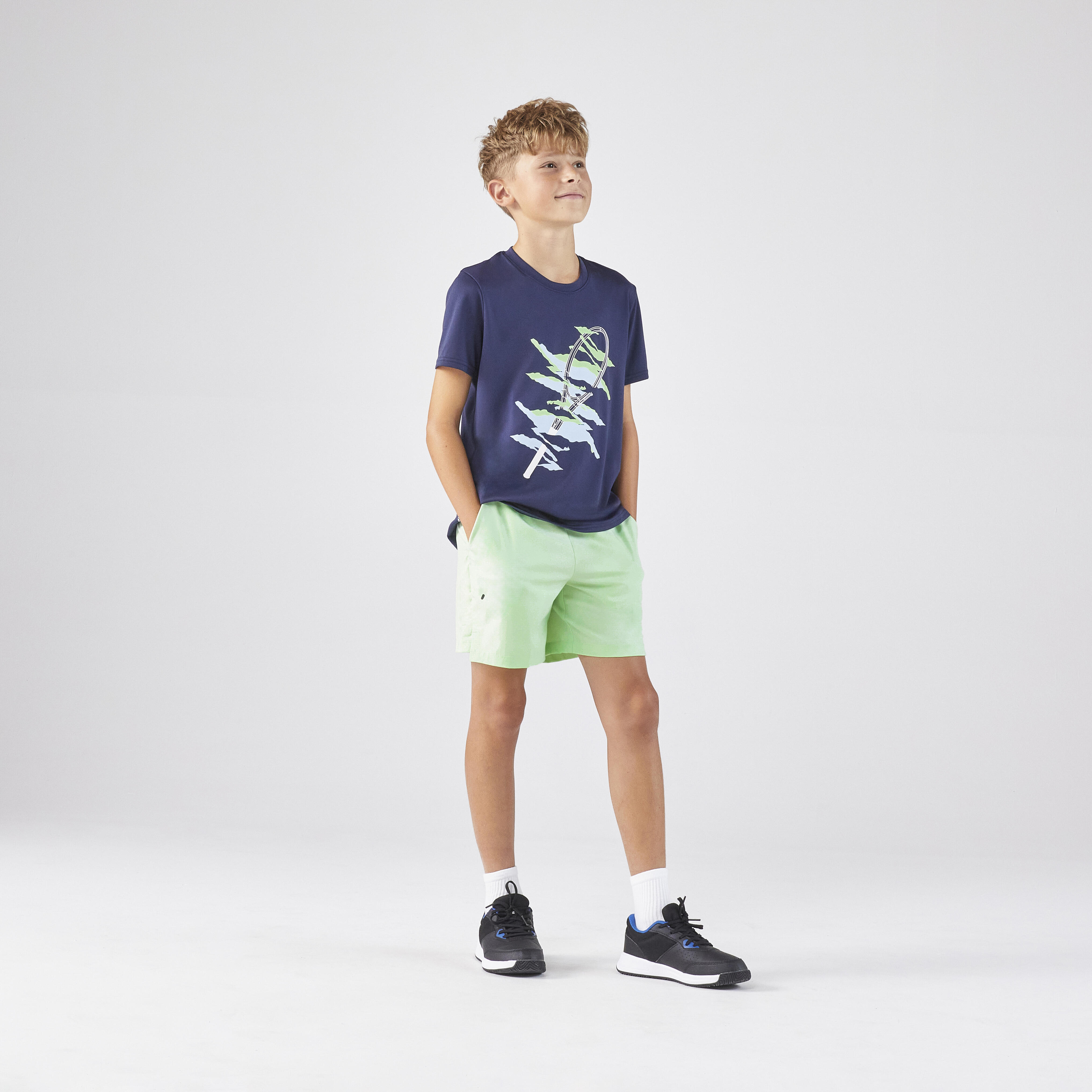 KUIKMA Detské tenisové šortky TSH Dry svetlozelené 7-8 r (123-130 cm) · záber 4