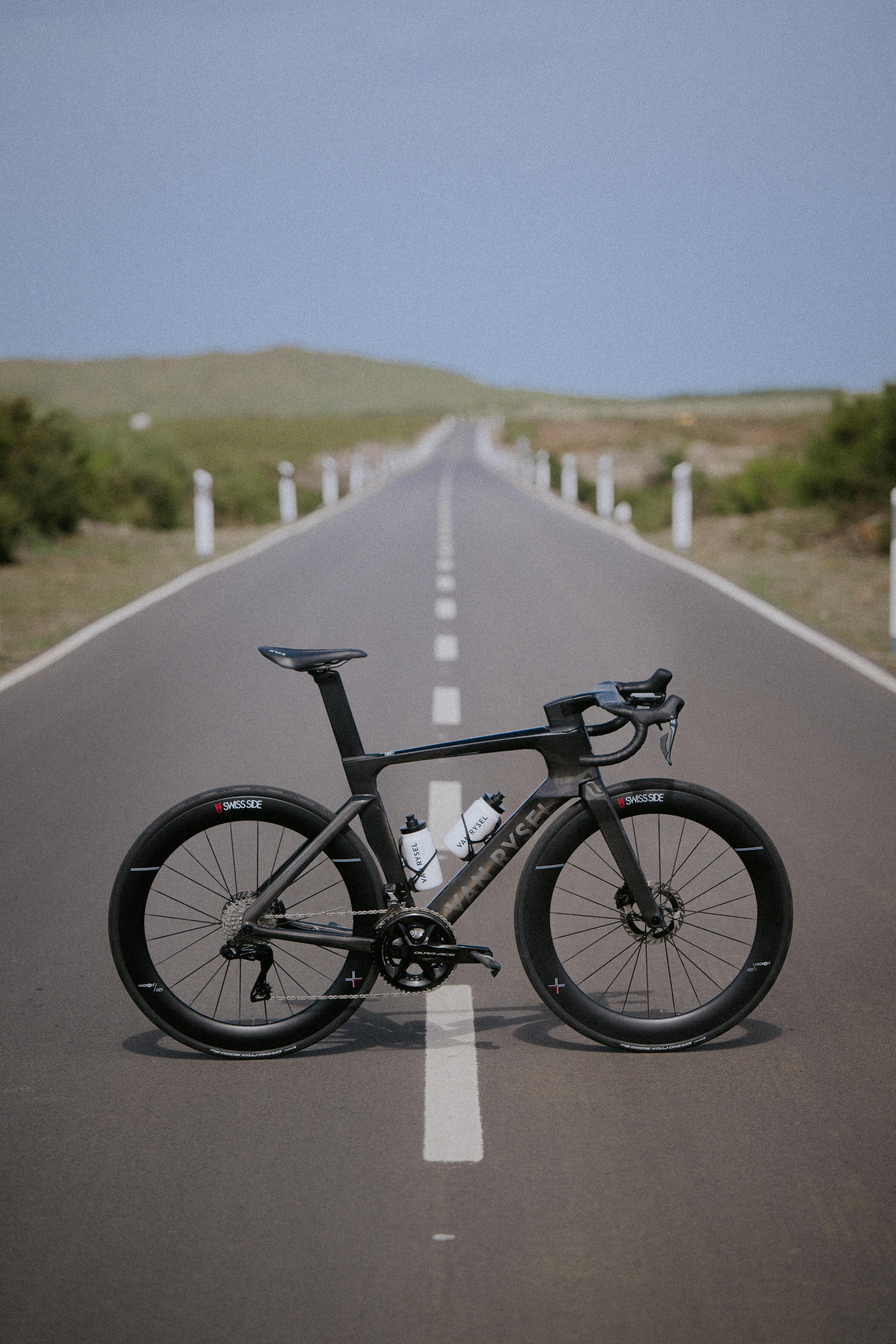 Bicicleta Carretera RCR-F2 Pro Negro Shimano Dura Ace Di2 12V 14/20