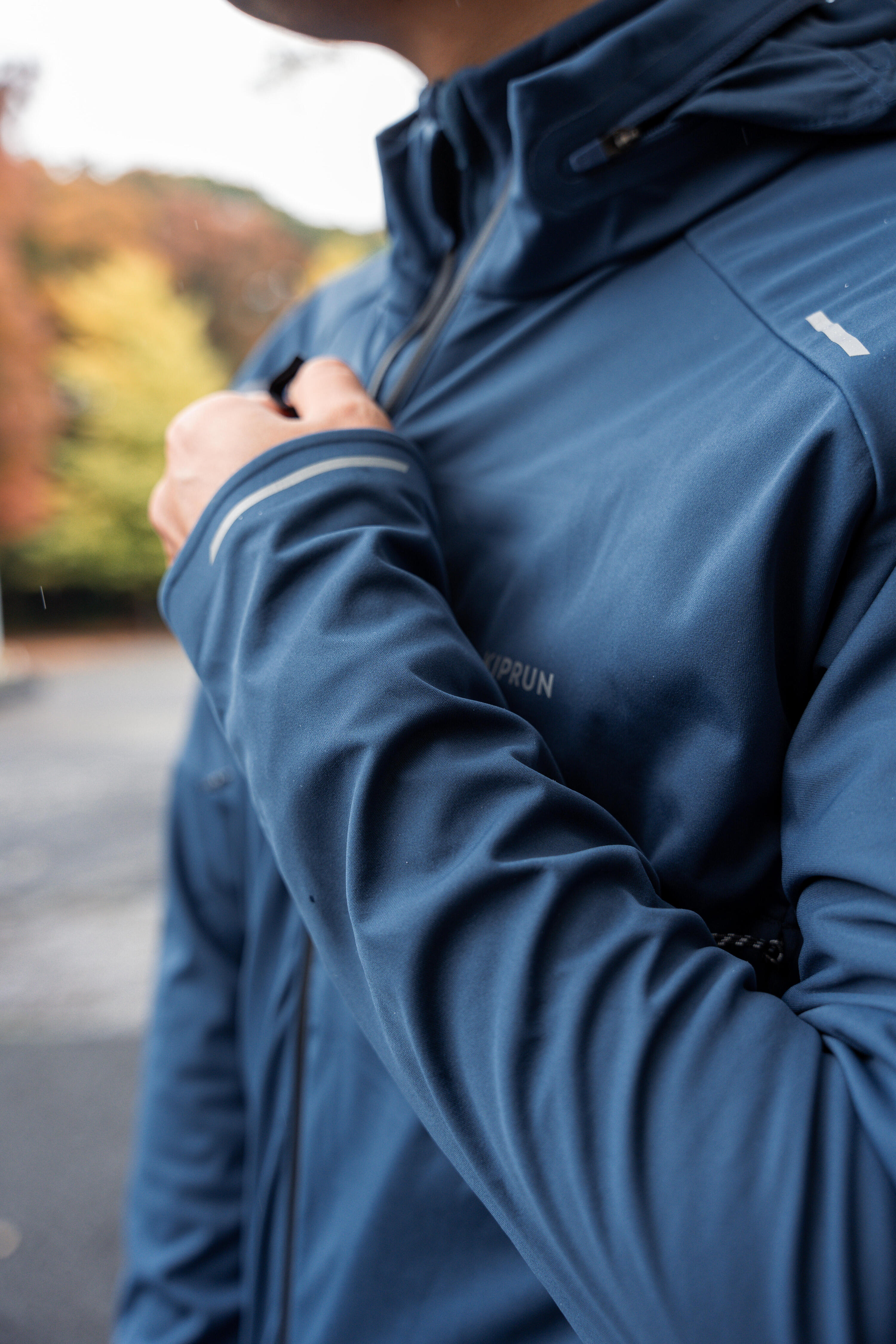 Giacca running uomo regular RUN WARM 900			blu 17/21