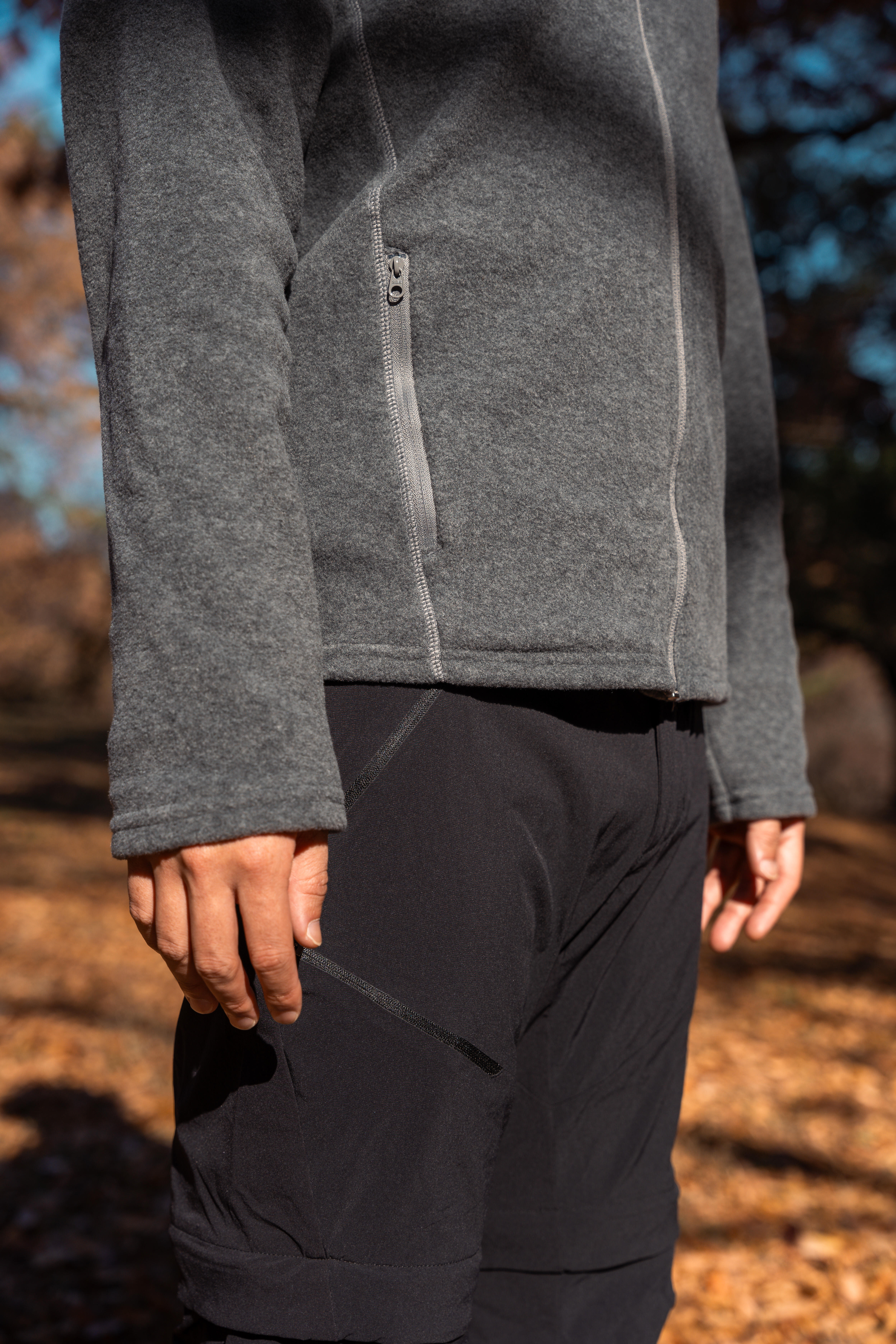 Men's mountain hiking fleece jacket, MH100 Full Zip - Grey