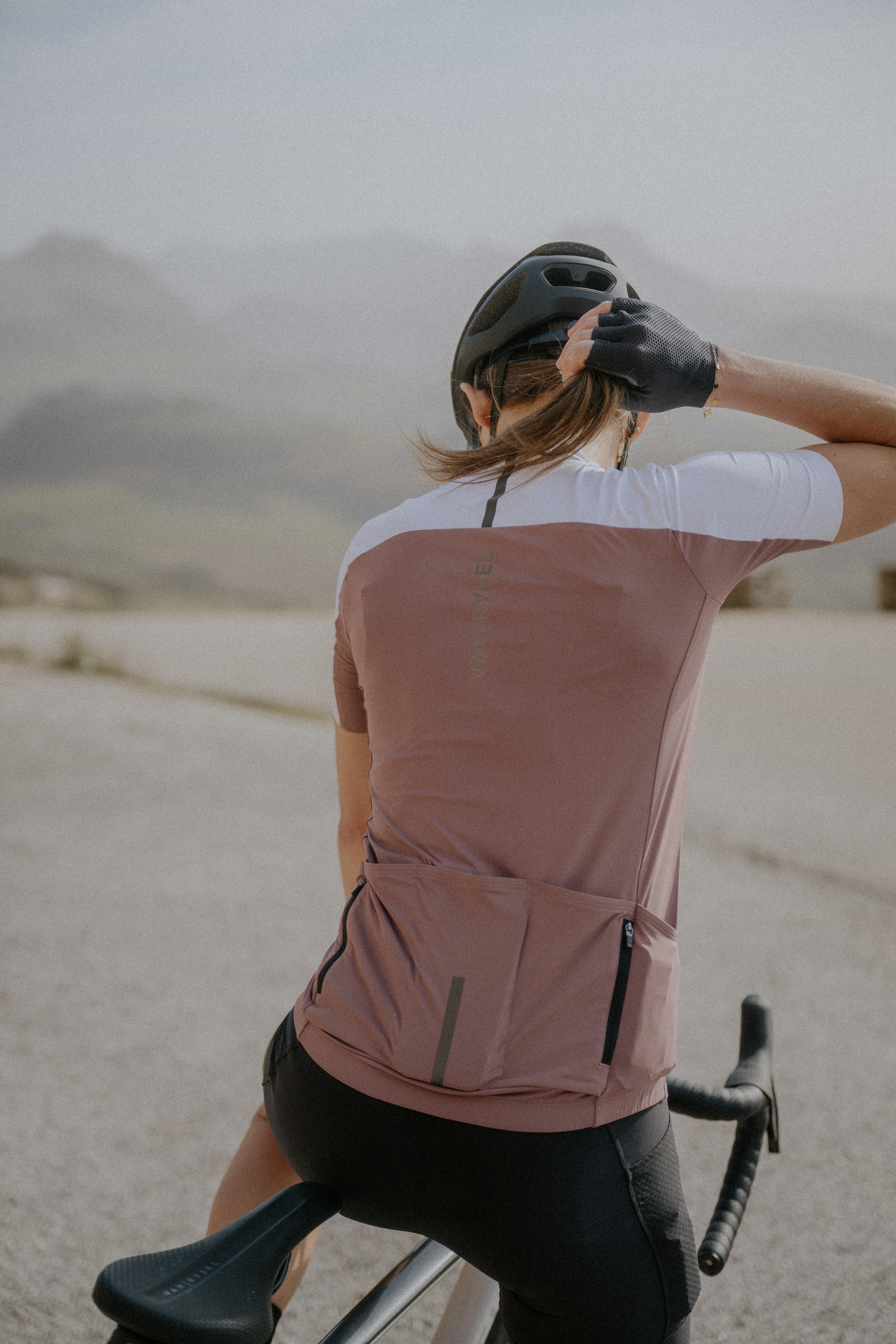 Maillot de vélo de route à manches courtes ajusté femme – EDR 2 - VAN RYSEL