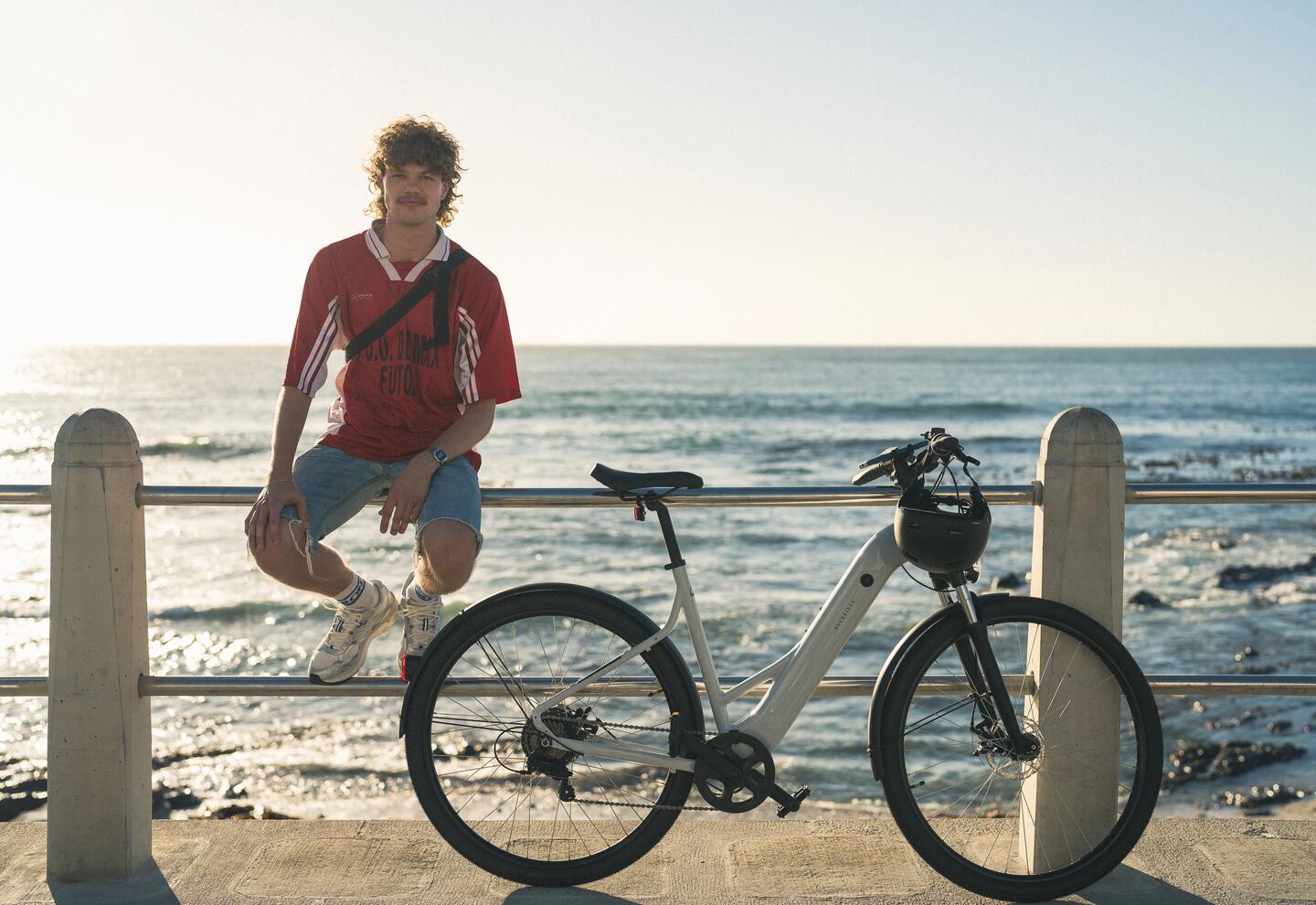 E-Bike Trekking E-ACTV 100 Teaser