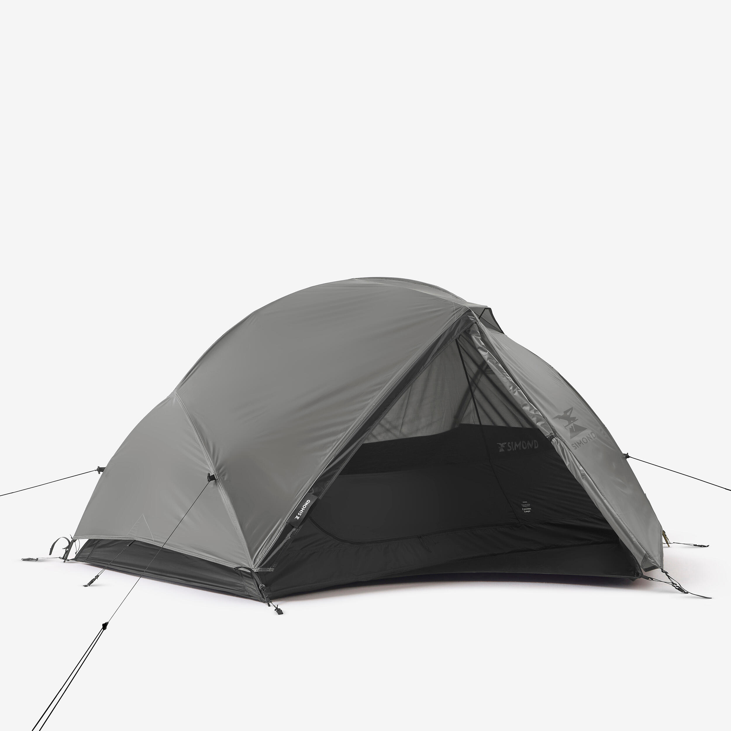 2-person dome trekking tent MT900, lightweight and free-standing