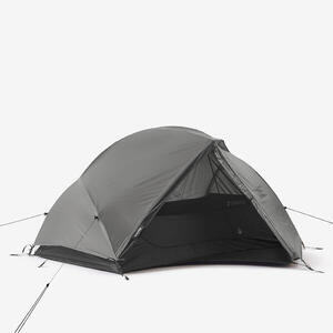 Tienda de campaña domo trekking 2 plazas, ligera y con autosujeción, MT900