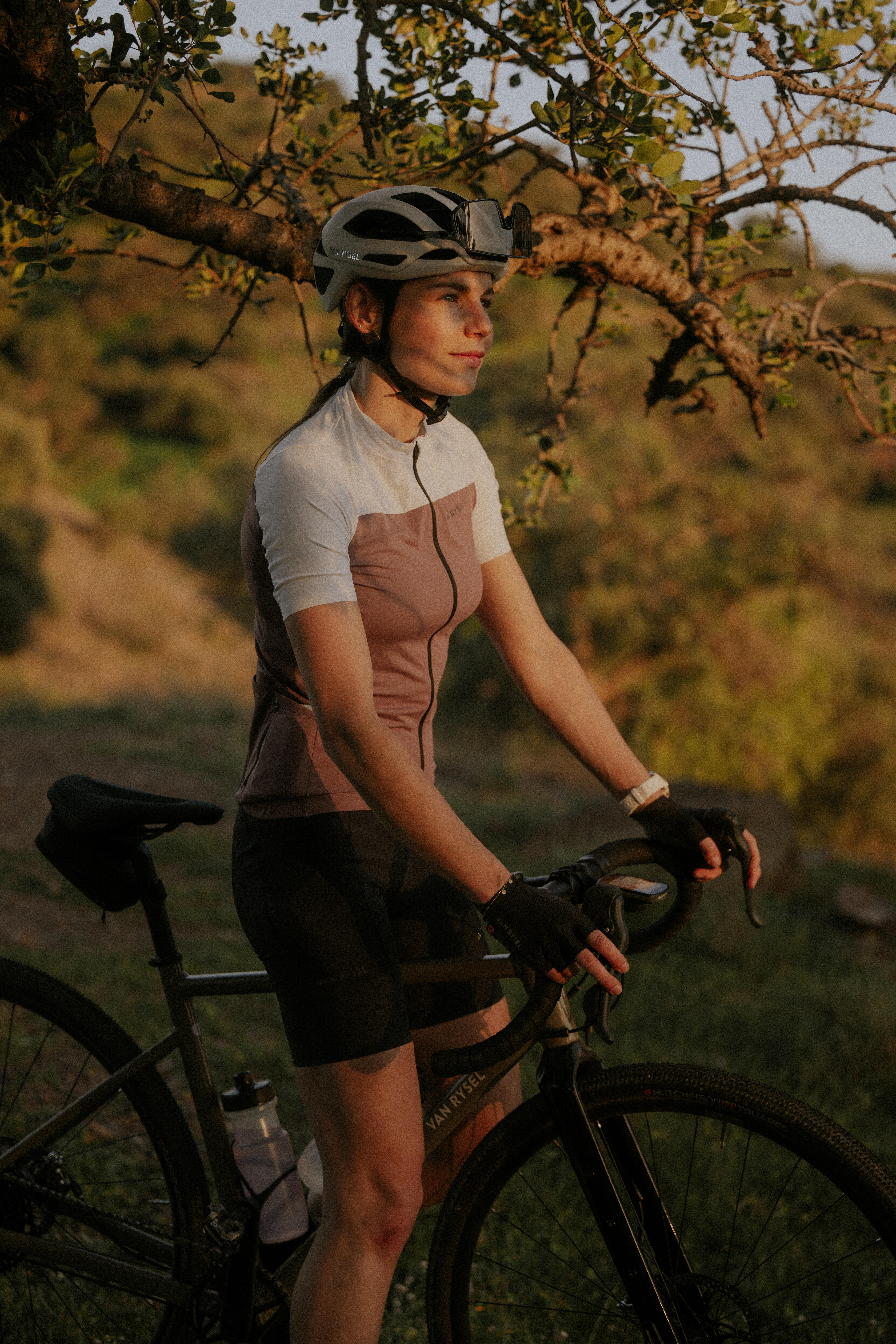 Women's Fitted Short-Sleeved Road Cycling Jersey – EDR 2 - VAN RYSEL
