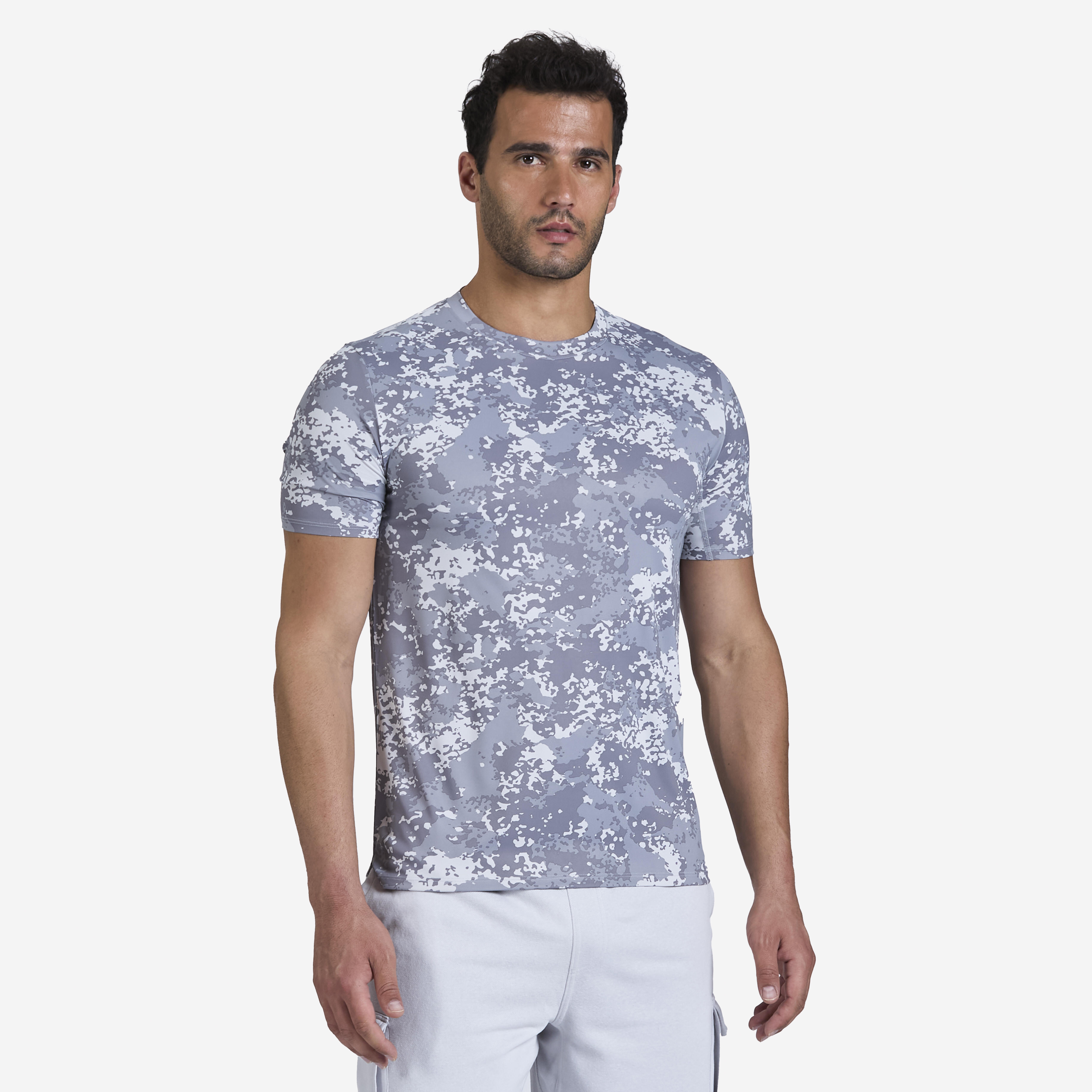 Men's Fitness Short-Sleeved Crew Neck Breathable T-Shirt 120 - Grey