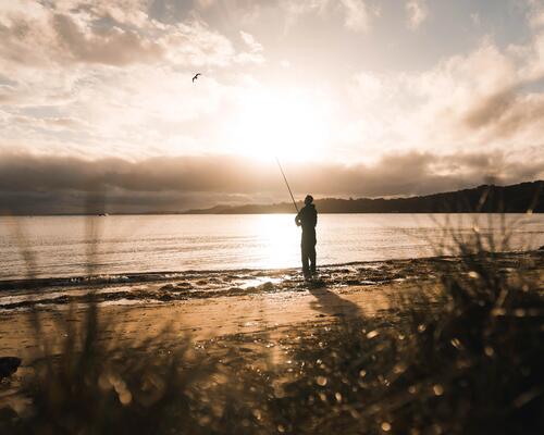 Todo lo que necesitas saber sobre la pesca Surfcasting