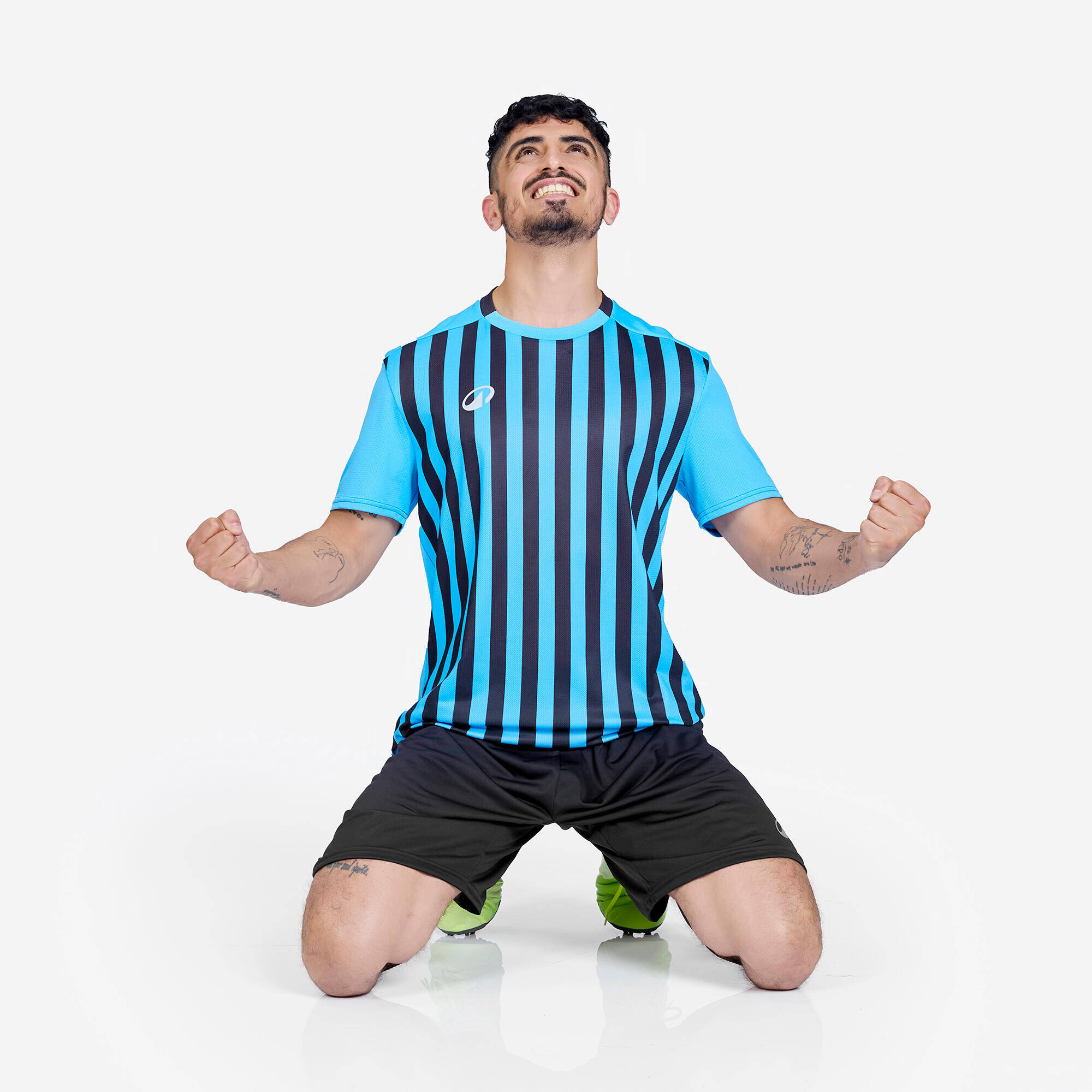 Men Football Short Sleeve Tshirt Quick Dry F100 - Light Blue & Black -  2