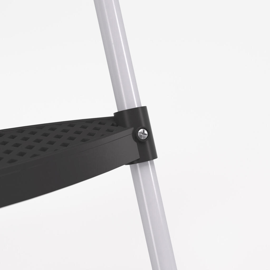Echelle 2 marches trampolines 240cm et 300cm
