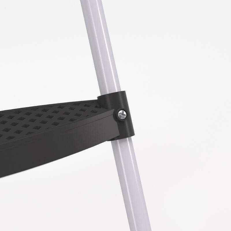 Echelle 2 marches trampolines 240cm et 300cm