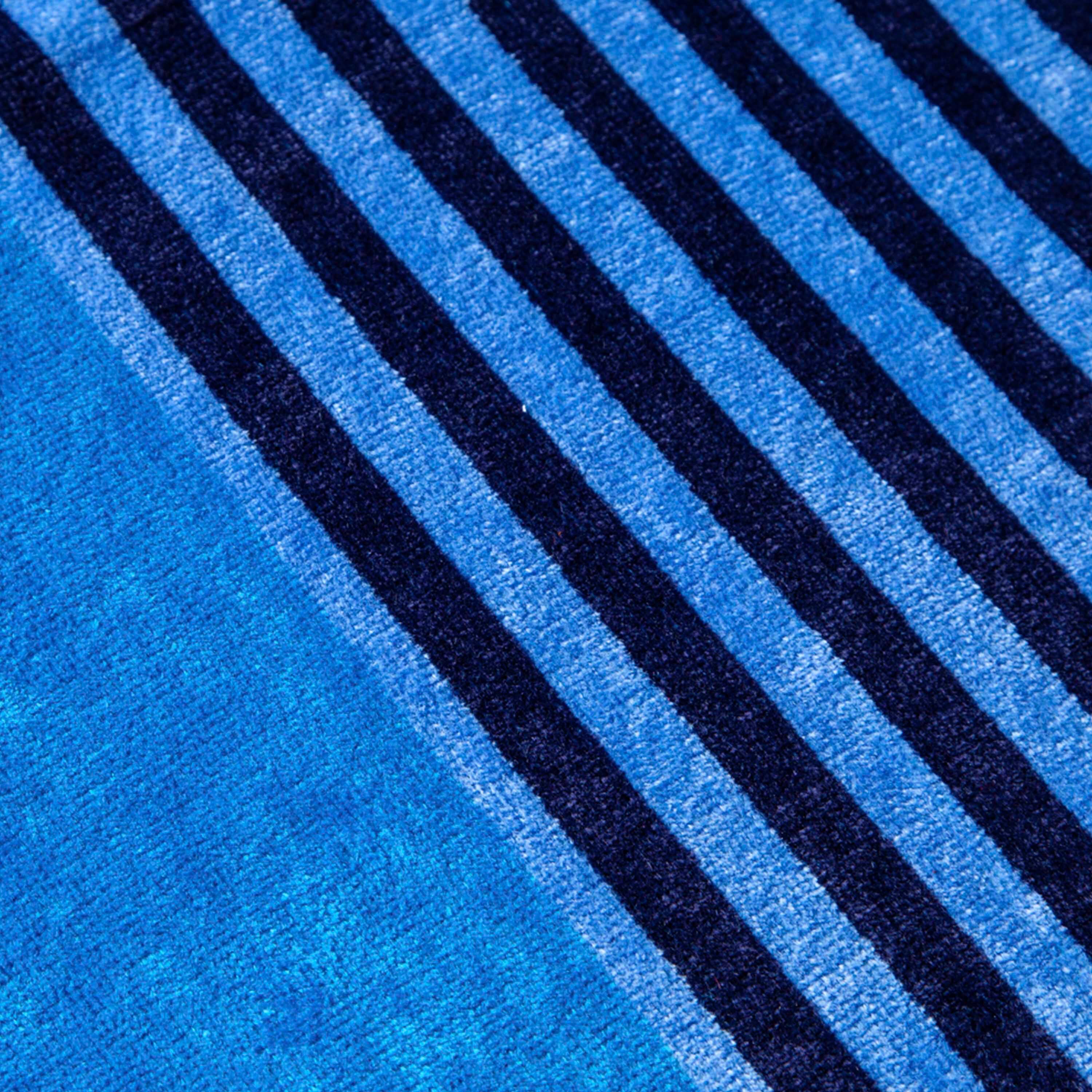 Grande serviette de plage velours 2/4