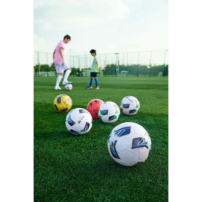 Piłka do piłki nożnej Kipsta CLUB BALL LIGHT hybrydowa rozmiar 4