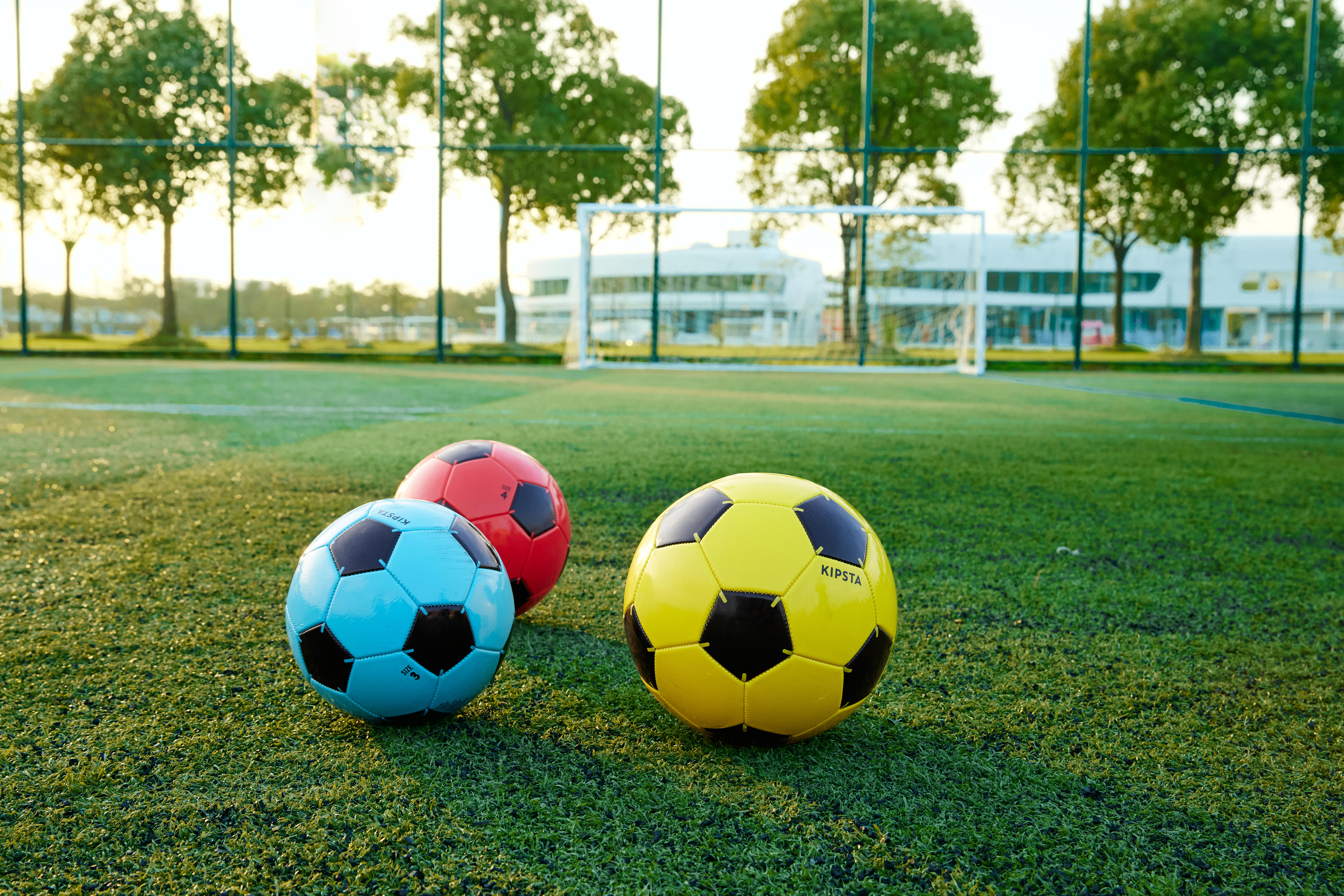 Ballon de soccer First Kick taille 5 – Enfants - KIPSTA
