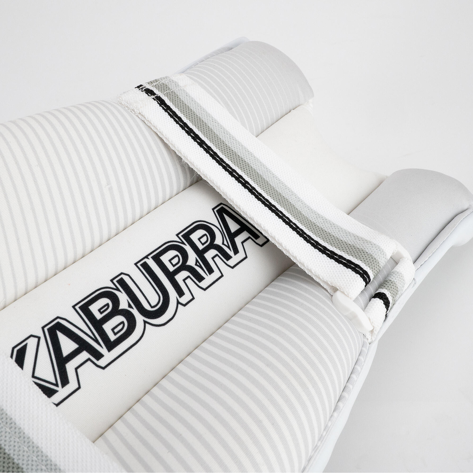 Kookaburra Junior Cricket Batting Pads 5.1 2/8