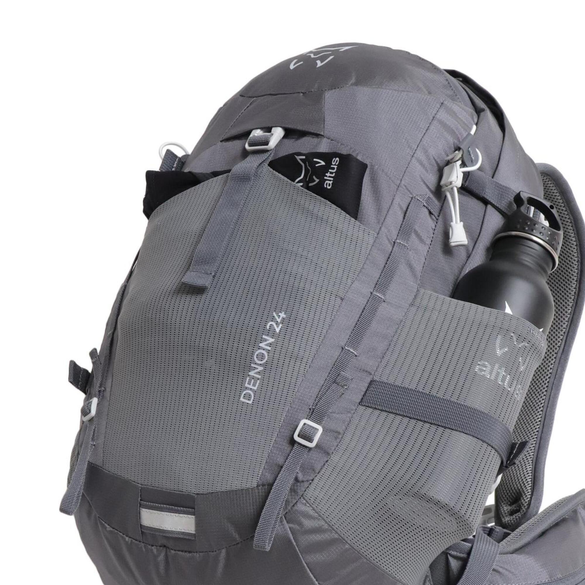 Mochila de montaña y trekking 24L Altus Denon J30. Con funda impermeable - CD 5/11